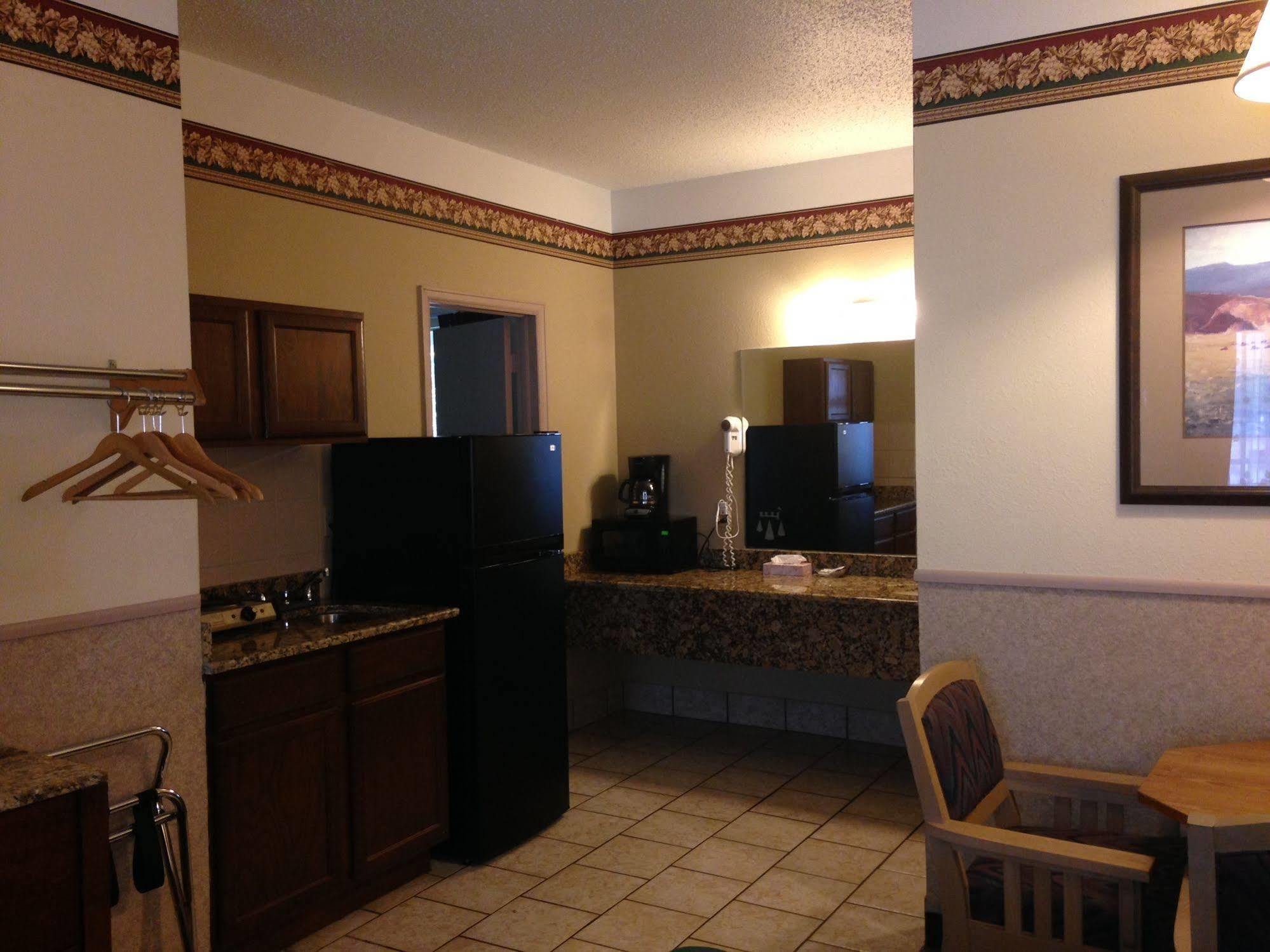 Silver Spruce Inn Glenwood Springs Bagian luar foto
